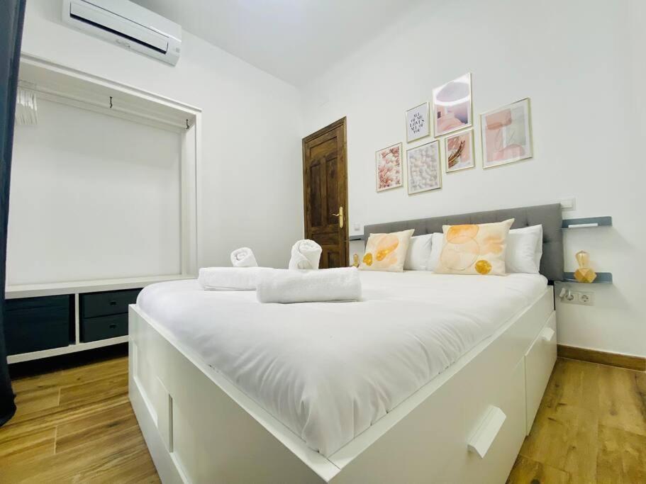 Apartament Style & Design Flat In The Center Of Madryt Zewnętrze zdjęcie